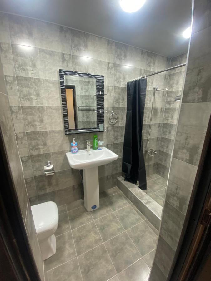 2 Cosy Apartment In Townhouse Near Airport Evn Geghanist  Extérieur photo